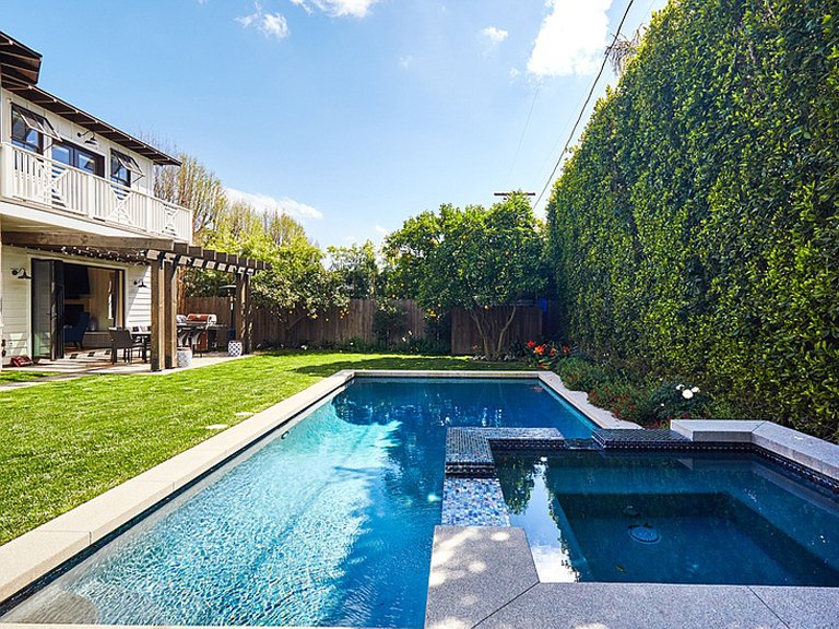 Pools & Decks
